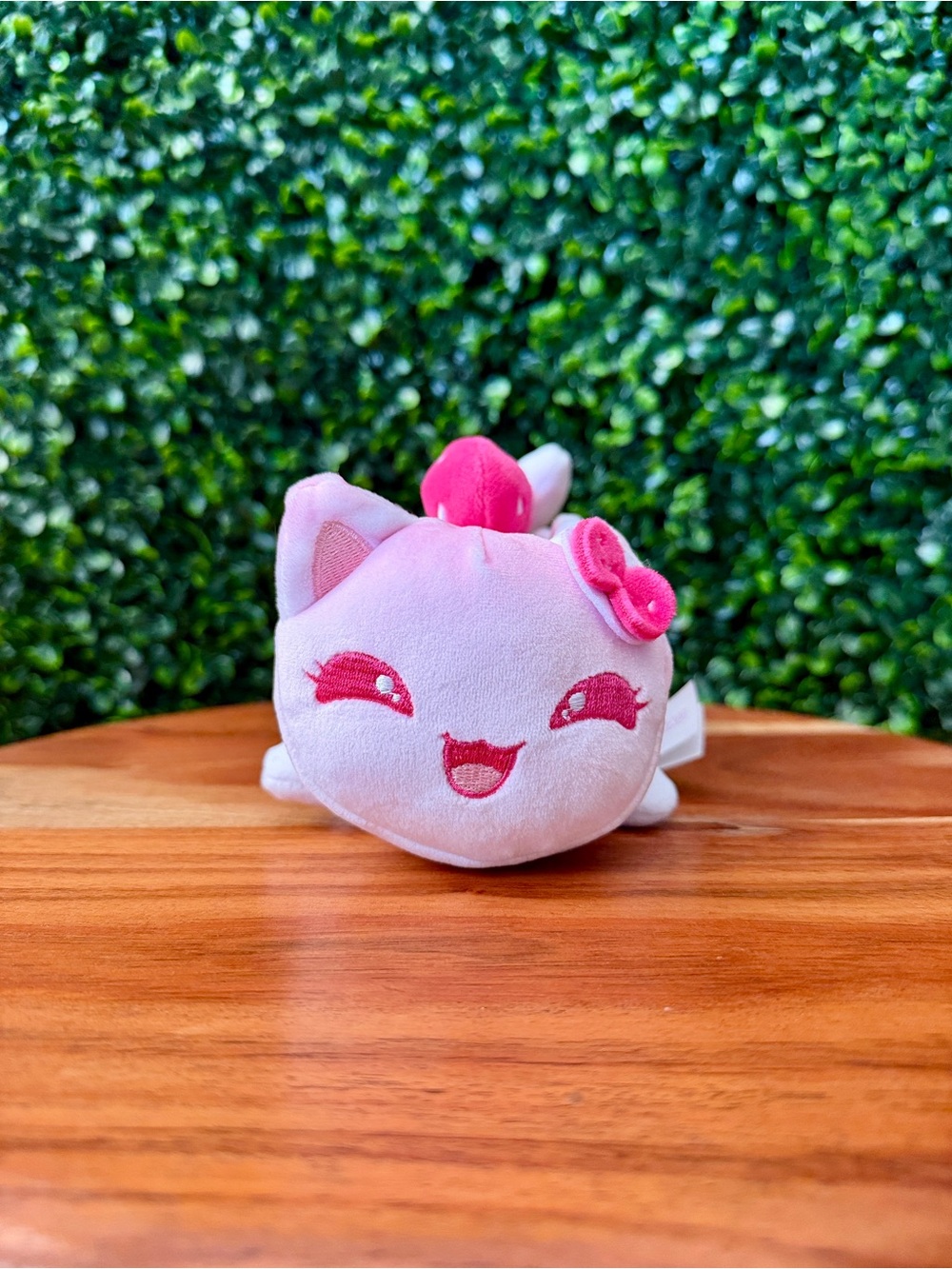 Aphmau MeeMeows 6” Plush KC Cake Cat